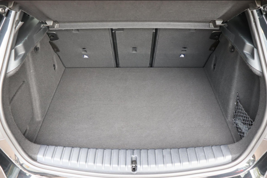 BMW 1-serie 116i Introduction Ed. M-sport org.NL Harman Kardon a.spoiler camera el.schuifdak