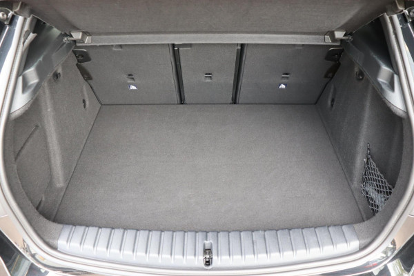 BMW 1-serie 116i Introduction Ed. M-sport org.NL Harman Kardon a.spoiler camera el.schuifdak