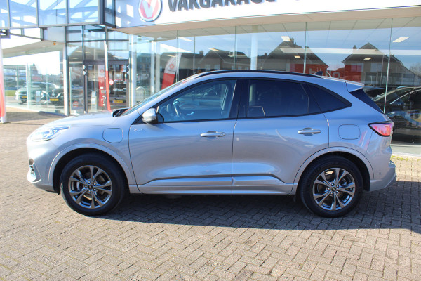 Ford Kuga 2.5-225 PK PHEV ST-Line X. 1500kg Trekgewicht Hybride rijden voor een reële prijs ! Autm. airco, Stoel- en voorraamverw., Side- en lane assist, Adaptieve cruise cntrl, elektr. achterklep, Keyless entry/keyless go, Trekhaak , Navigatie, Telefoonvoorb. etc