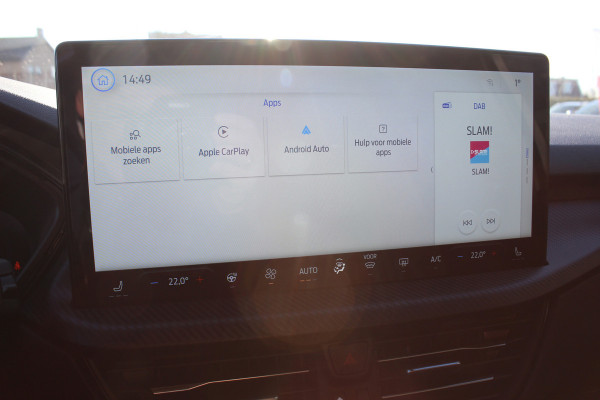 Ford Kuga 2.5-243pk PHEV ST-Line X. Van €. 54.937,- voor €. 43.735,- Trekgewicht van 2.100kg ! Elektr. panodak., elektr. trekhaak, stoel-, stuur- en voorraamverw., 360gr. Camera, HUD, AppleCarplay/Androidauto, Elektr. verstelb. comfortstoelen, LED verl.