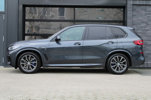 BMW X5 xDrive45e High Executive | M-SPORT | NAP | PANO | HUD | 360 | KEYLESS | ELEK TREKHAAK | H/K | LASER | ALCANTARA |