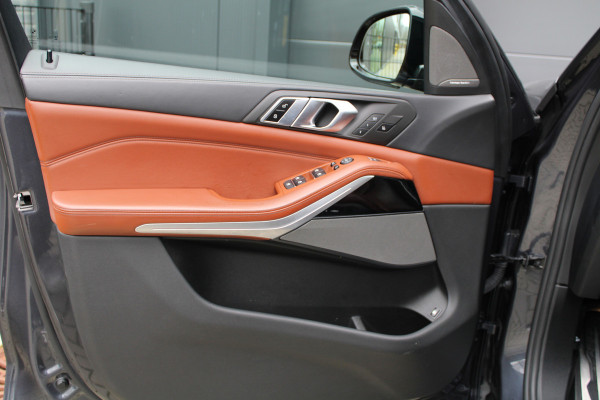 BMW X5 xDrive45e High Executive | M-SPORT | NAP | PANO | HUD | 360 | KEYLESS | ELEK TREKHAAK | H/K | LASER | ALCANTARA |