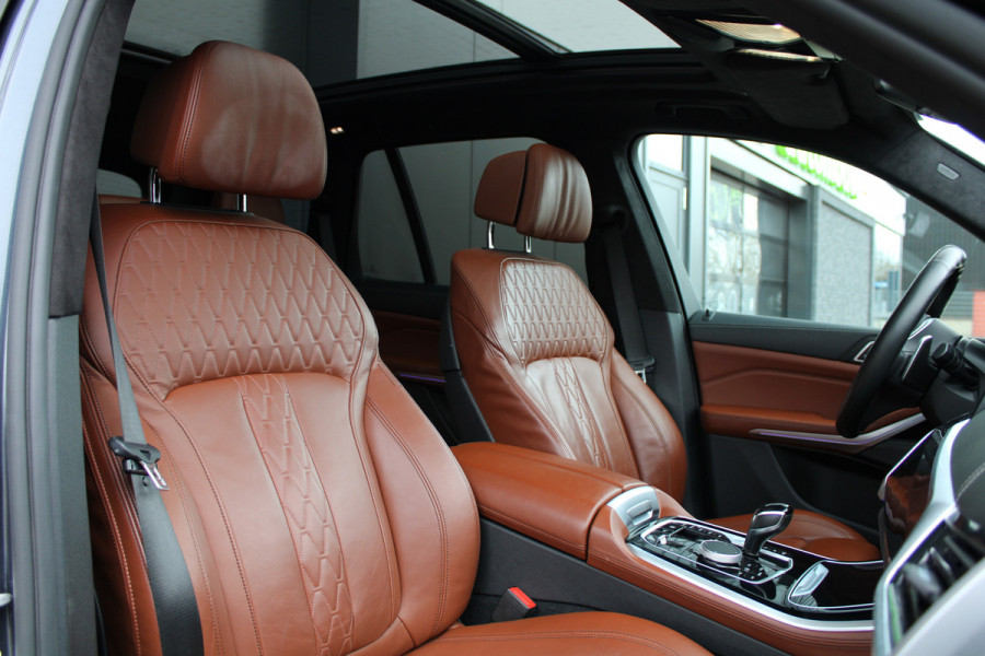 BMW X5 xDrive45e High Executive | M-SPORT | NAP | PANO | HUD | 360 | KEYLESS | ELEK TREKHAAK | H/K | LASER | ALCANTARA |