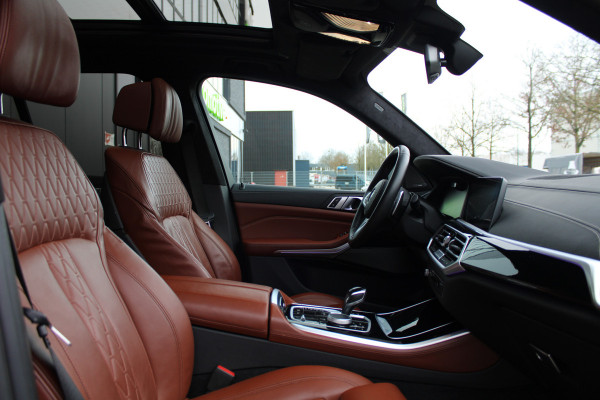 BMW X5 xDrive45e High Executive | M-SPORT | NAP | PANO | HUD | 360 | KEYLESS | ELEK TREKHAAK | H/K | LASER | ALCANTARA |