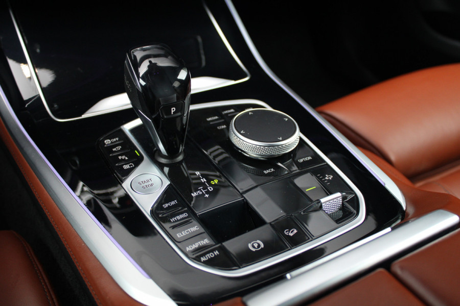 BMW X5 xDrive45e High Executive | M-SPORT | NAP | PANO | HUD | 360 | KEYLESS | ELEK TREKHAAK | H/K | LASER | ALCANTARA |