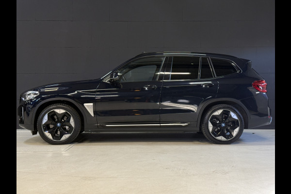 BMW iX3 High Executive 80 kWh | SOH 99% | Panoramadak | Leder | Trekhaak