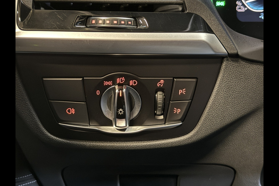 BMW iX3 High Executive 80 kWh | SOH 99% | Panoramadak | Leder | Trekhaak