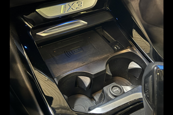 BMW iX3 High Executive 80 kWh | SOH 99% | Panoramadak | Leder | Trekhaak
