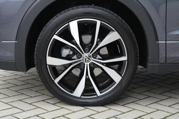Volkswagen T-Cross 1.5 TSI R-Line | BTW | ACC | CAMERA | CARPLAY | IQ.LIGHT | STOELVERWARMING |