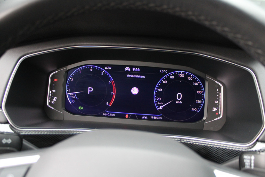 Volkswagen T-Cross 1.5 TSI R-Line | BTW | ACC | CAMERA | CARPLAY | IQ.LIGHT | STOELVERWARMING |