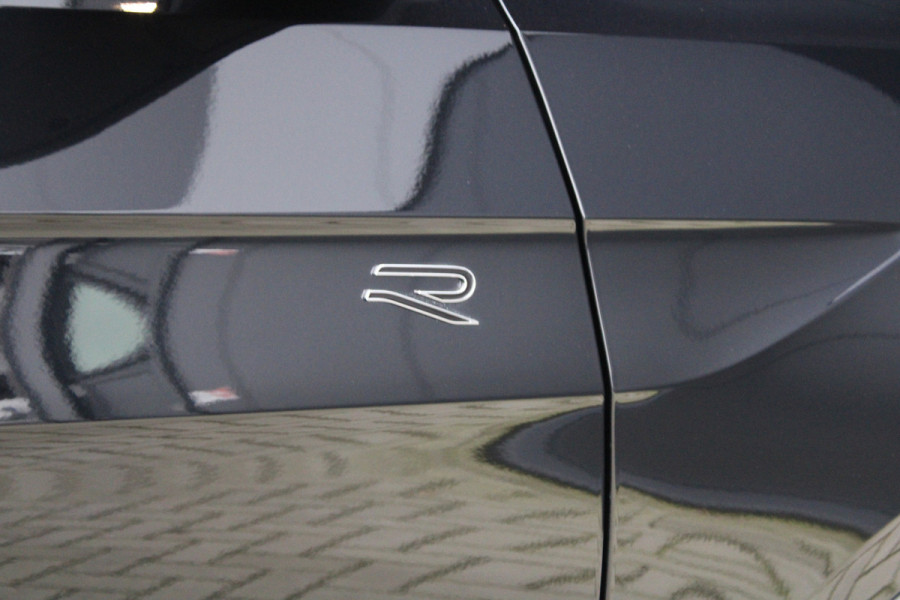 Volkswagen T-Cross 1.5 TSI R-Line | BTW | ACC | CAMERA | CARPLAY | IQ LIGHT |