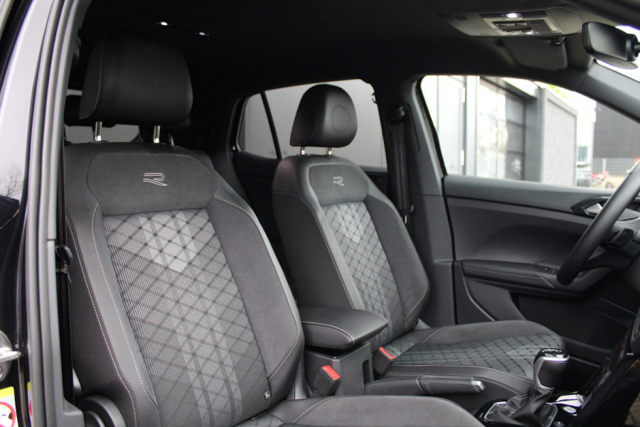 Volkswagen T-Cross 1.5 TSI R-Line | BTW | ACC | CAMERA | CARPLAY | IQ LIGHT |