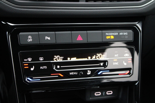 Volkswagen T-Cross 1.5 TSI R-Line | BTW | ACC | CAMERA | CARPLAY | IQ LIGHT |