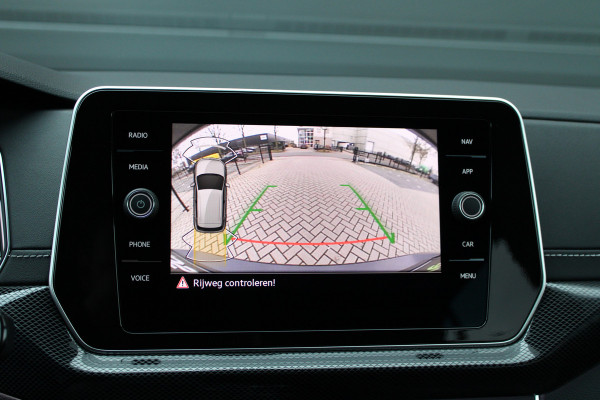 Volkswagen T-Cross 1.5 TSI R-Line | BTW | ACC | CAMERA | CARPLAY | IQ LIGHT |