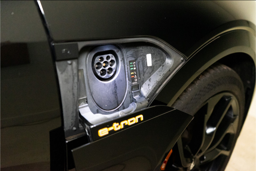 Audi e-tron Sportback 55 Quattro S Edition 95 kWh 408PK | NL AUTO/NAP/1E Eig. | SOH 90% | Pano | Memory | Stoelverw. | 12 MND Garantie