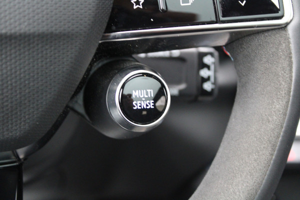 Renault Austral 1.2 E-Tech full hybrid 200 iconic | BTW | PANO | ACC | 360 | STOEL&STUUR VERW | ELEK STOELEN | DODE HOEK |