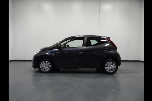 Toyota Aygo 1.0 VVT-i X-Fun AIRCO/BLUETOOTH!