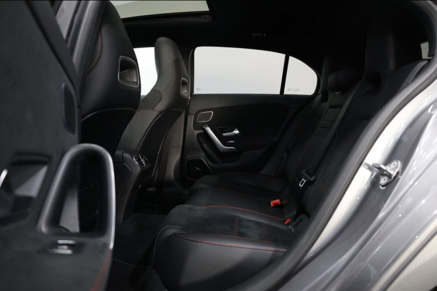 Mercedes-Benz A-Klasse AMG 45 4MATIC+ MULTIBEAM/VIRTUAL/SFEER/PANO/LEER+S.VERWARMING+MEMORY/19" LMV/360 CAM/ACC/12 MND GARANTIE!