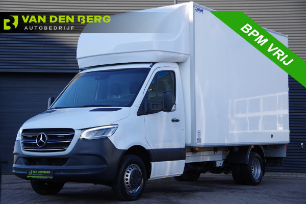 Mercedes-Benz Sprinter 519 3.0 CDI V6 N1 BAKWAGEN DUBBELLUCHT, AUT. LED, 3.5T TREKHAAK, LEDER, GEVEERDE STOEL, ADAPT. CRUISE, TREKHAAK, MBUX 10'', NAVI