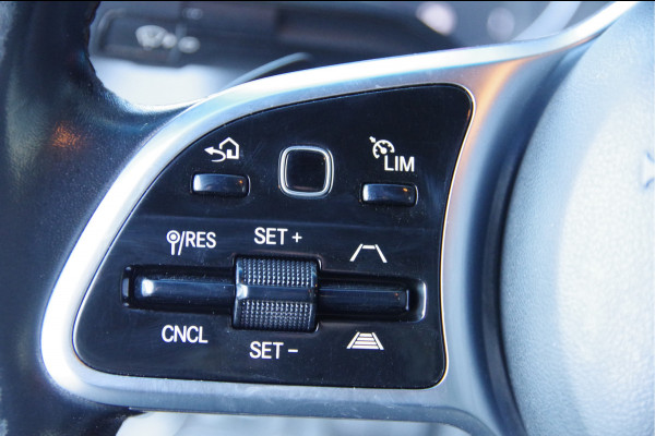 Mercedes-Benz Sprinter 519 3.0 CDI V6 N1 BAKWAGEN DUBBELLUCHT, AUT. LED, 3.5T TREKHAAK, LEDER, GEVEERDE STOEL, ADAPT. CRUISE, TREKHAAK, MBUX 10'', NAVI