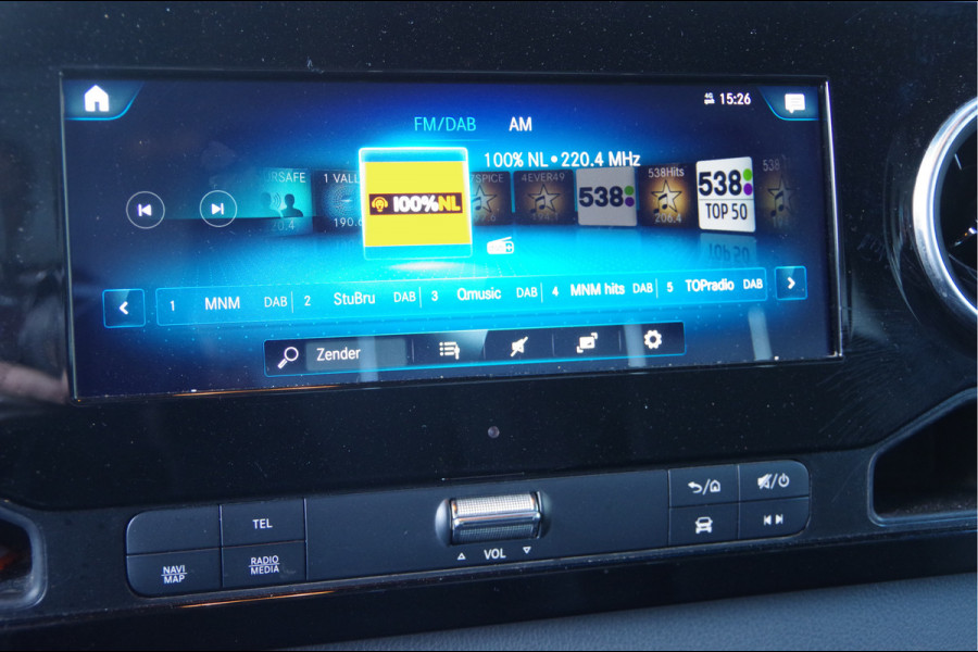 Mercedes-Benz Sprinter 519 3.0 CDI V6 N1 BAKWAGEN DUBBELLUCHT, AUT. LED, 3.5T TREKHAAK, LEDER, GEVEERDE STOEL, ADAPT. CRUISE, TREKHAAK, MBUX 10'', NAVI