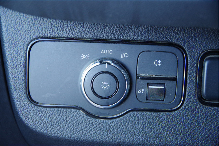 Mercedes-Benz Sprinter 519 3.0 CDI V6 N1 BAKWAGEN DUBBELLUCHT, AUT. LED, 3.5T TREKHAAK, LEDER, GEVEERDE STOEL, ADAPT. CRUISE, TREKHAAK, MBUX 10'', NAVI