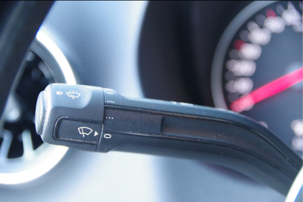 Mercedes-Benz Sprinter 519 3.0 CDI V6 N1 BAKWAGEN DUBBELLUCHT, AUT. LED, 3.5T TREKHAAK, LEDER, GEVEERDE STOEL, ADAPT. CRUISE, TREKHAAK, MBUX 10'', NAVI