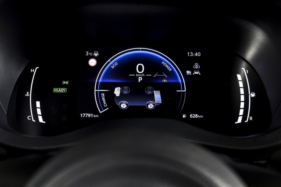 Toyota Yaris Cross 1.5 Hybrid 115 Dynamic | Dig.Cockpit | Adapt.Cruise | Stoel-+stuurverwarming | Camera | PDC | NAV+App.Connect | Auto.Airco | LM 17" | 1082