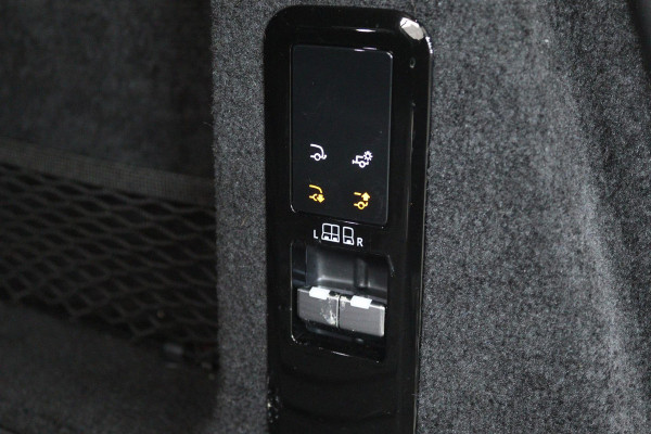 Land Rover Range Rover Sport 3.0 P460e Dynamic HSE (PANORAMADAK, PPF, HEAD-UP, STUURVERWARMING, 360 CAMERA, 26-06-2029 GARANTIE)