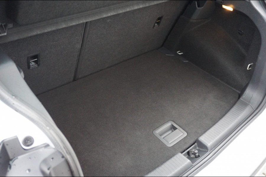 Volkswagen T-Cross 116PK Advanced SUPER LUXE | AUTOMAAT | COMFORTPAKKET | CAMERA