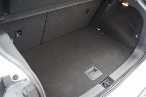 Volkswagen T-Cross 116PK Advanced SUPER LUXE | AUTOMAAT | COMFORTPAKKET | CAMERA