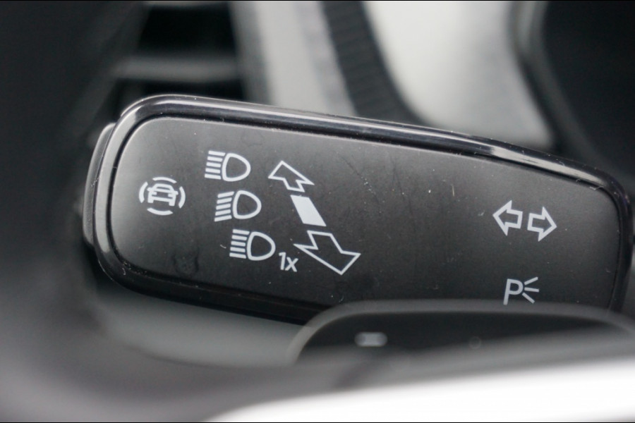 Volkswagen T-Cross 116PK Advanced SUPER LUXE | AUTOMAAT | COMFORTPAKKET | CAMERA