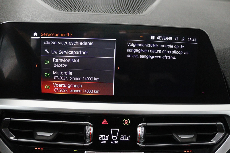 BMW 3-serie 320i High Executive Edition (PANORAMADAK, CAMERA, SFEERVERLICHTING, STOELVERWARMING, DIGITALE COCKPIT)