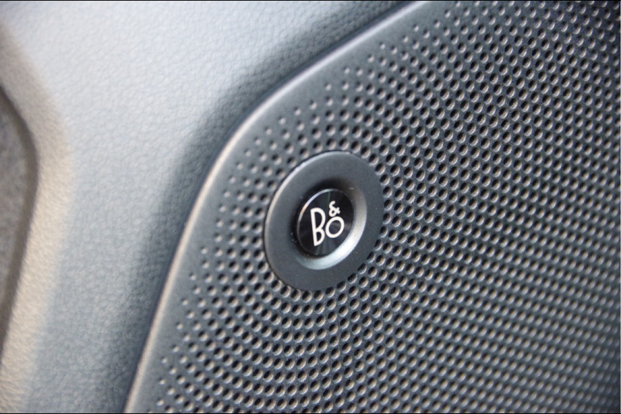 Ford Focus 1.0 EcoBoost Titanium AUT. LED, B&O, STOELVERWARMING, STUURVERWARMING, CLIMA, CAMERA, NAVI, CRUISE, PARKEERSENSOREN,