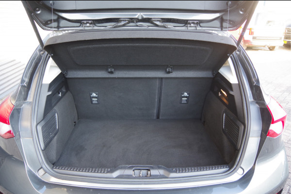 Ford Focus 1.0 EcoBoost Titanium AUT. LED, B&O, STOELVERWARMING, STUURVERWARMING, CLIMA, CAMERA, NAVI, CRUISE, PARKEERSENSOREN,