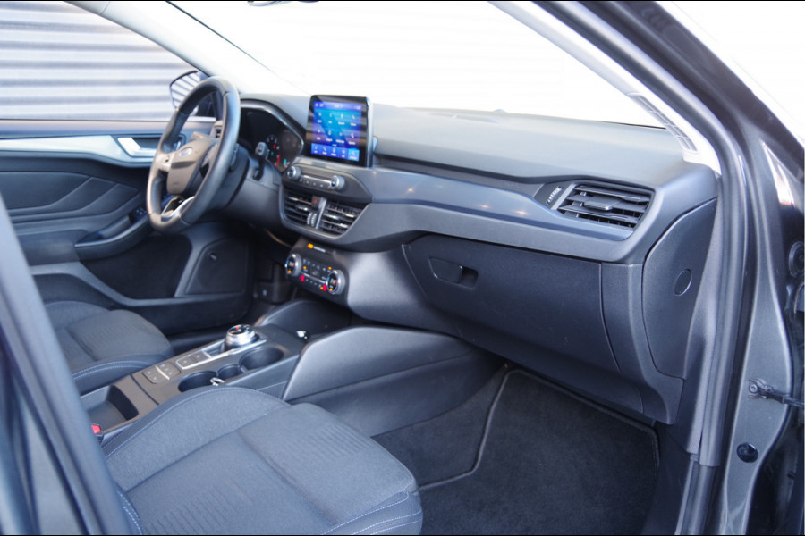 Ford Focus 1.0 EcoBoost Titanium AUT. LED, B&O, STOELVERWARMING, STUURVERWARMING, CLIMA, CAMERA, NAVI, CRUISE, PARKEERSENSOREN,