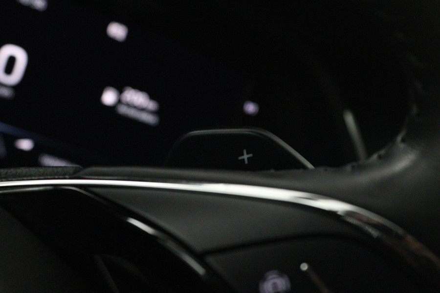 Škoda Octavia Combi 1.0 e-TSI Business Edition Plus (TREKHAAK, STOELVERWARMING, HEAD-UP, CAMERA, ELEKTR STOELEN, SFEERVERLICHTING)