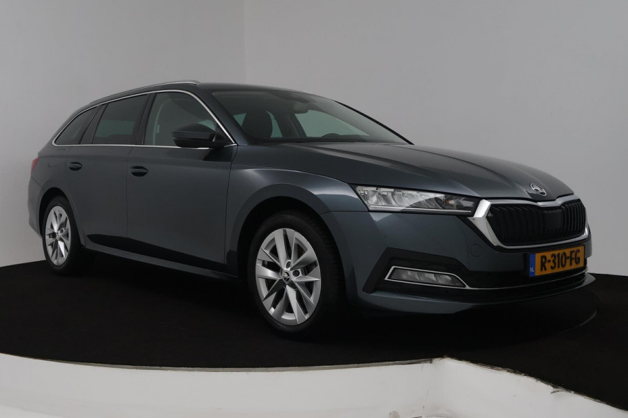 Škoda Octavia Combi 1.0 e-TSI Business Edition Plus (TREKHAAK, STOELVERWARMING, HEAD-UP, CAMERA, ELEKTR STOELEN, SFEERVERLICHTING)