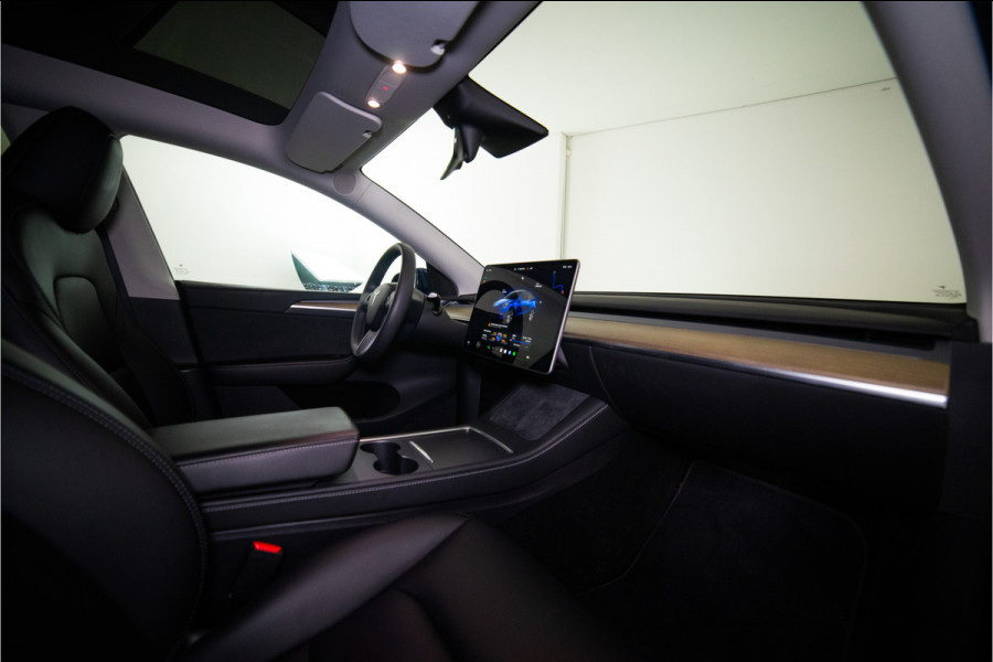 Tesla Model Y RWD 58 kWh 300PK | Incl. BTW | SOH 96% | NL AUTO | 1e Eig.+NAP | Pano | Full Self Driving | 12 MND Garantie