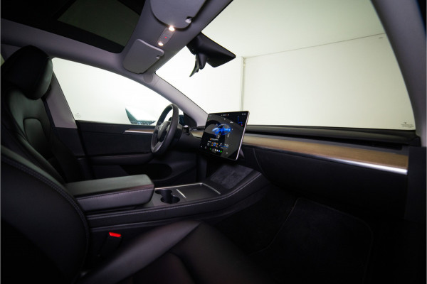 Tesla Model Y RWD 58 kWh 300PK | Incl. BTW | SOH 96% | NL AUTO | 1e Eig.+NAP | Pano | Full Self Driving | 12 MND Garantie