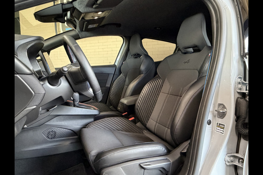 Renault Clio 1.6 E-Tech Full Hybrid 145 esprit Alpine | Groot Navi | Bose | 360 | ACC | Dode hoek | 17" | Carplay | Led | 100% Renault Dealer onderhouden!