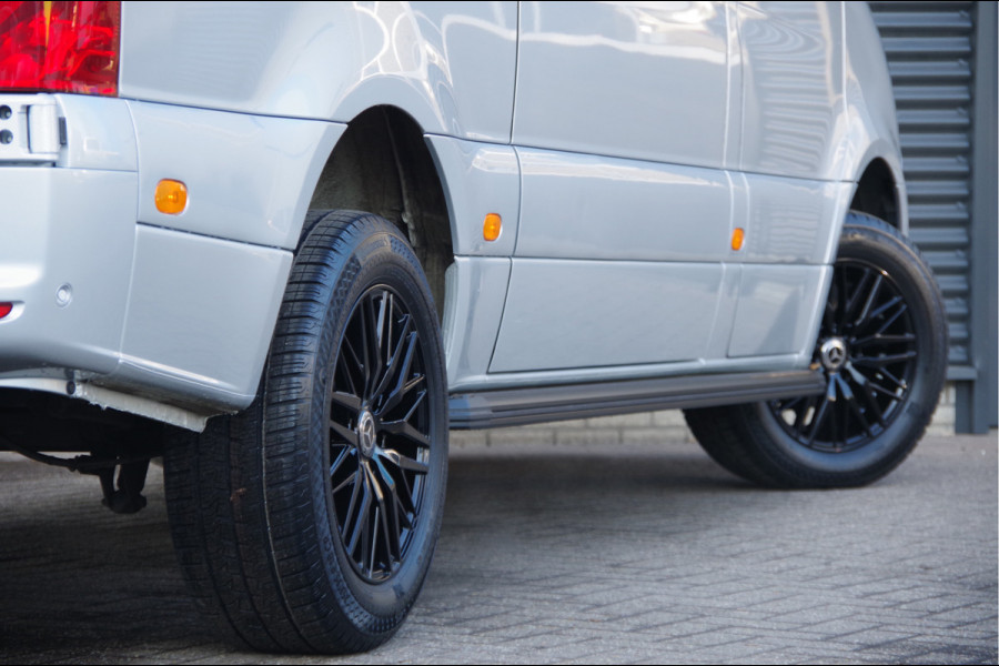 Mercedes-Benz Sprinter 319 3.0 CDI V6 L2H1 AUT. LED, MBUX 10'', 3.5T TREKHAAK, STOELVERWARMING, CAMERA, NAVI, CRUISE, CLIMA, PARKEERSENSOREN, CARPLAY