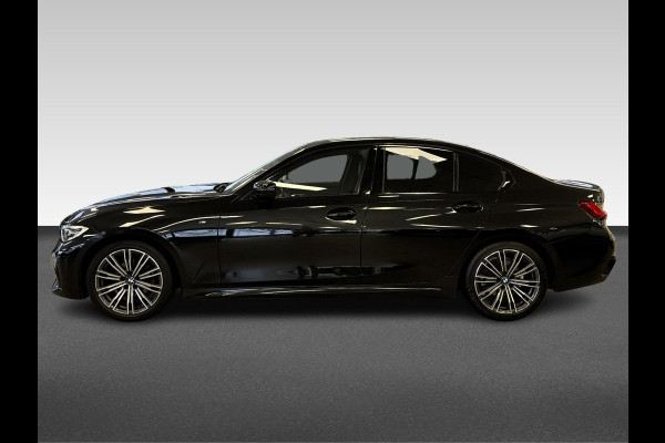 BMW 3 Serie 318i Executive Edition Cruise-control | parkeersensoren | m pakket