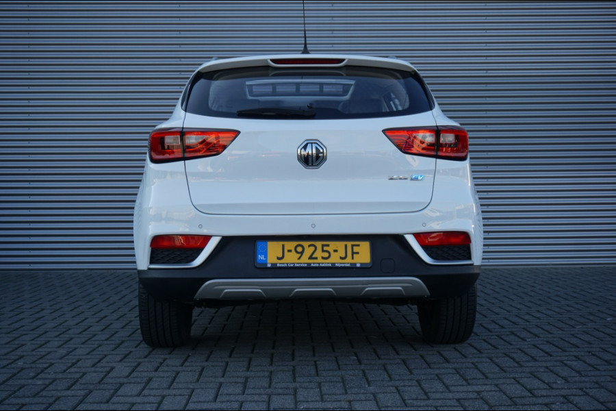 MG ZS 143PK EV Luxury | AUTOMAAT | PANO | CAMERA | STOELVERWARMING