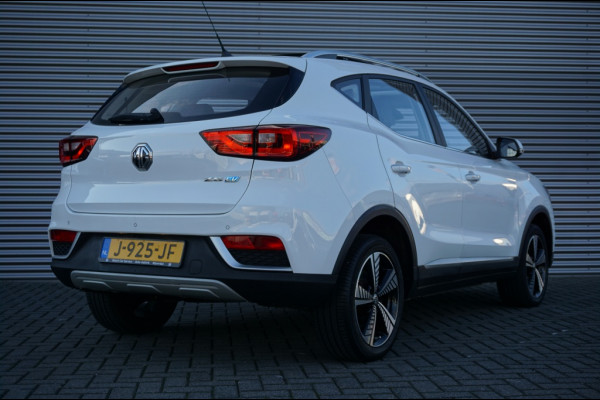 MG ZS 143PK EV Luxury | AUTOMAAT | PANO | CAMERA | STOELVERWARMING