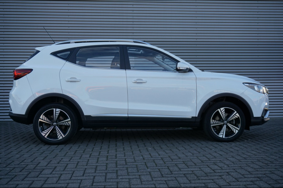 MG ZS 143PK EV Luxury | AUTOMAAT | PANO | CAMERA | STOELVERWARMING