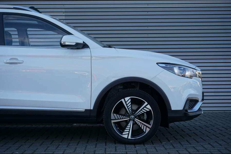MG ZS 143PK EV Luxury | AUTOMAAT | PANO | CAMERA | STOELVERWARMING