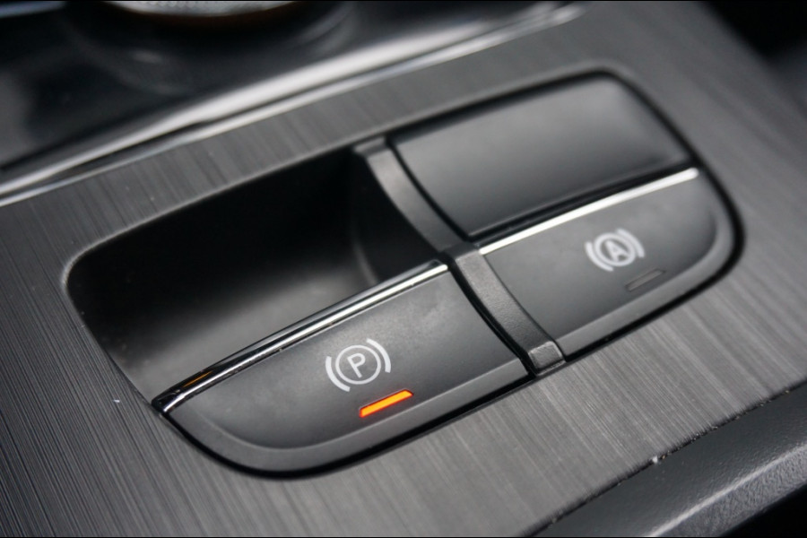 MG ZS 143PK EV Luxury | AUTOMAAT | PANO | CAMERA | STOELVERWARMING