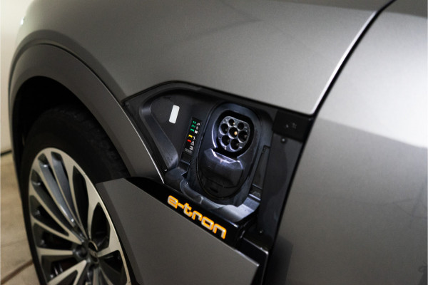 Audi e-tron Sportback 50 Quattro Business Edition 71 kWh 313PK | NL AUTO+NAP+1E Eigenaar | SOH 90% | Memory | Trekhaak | Garantie