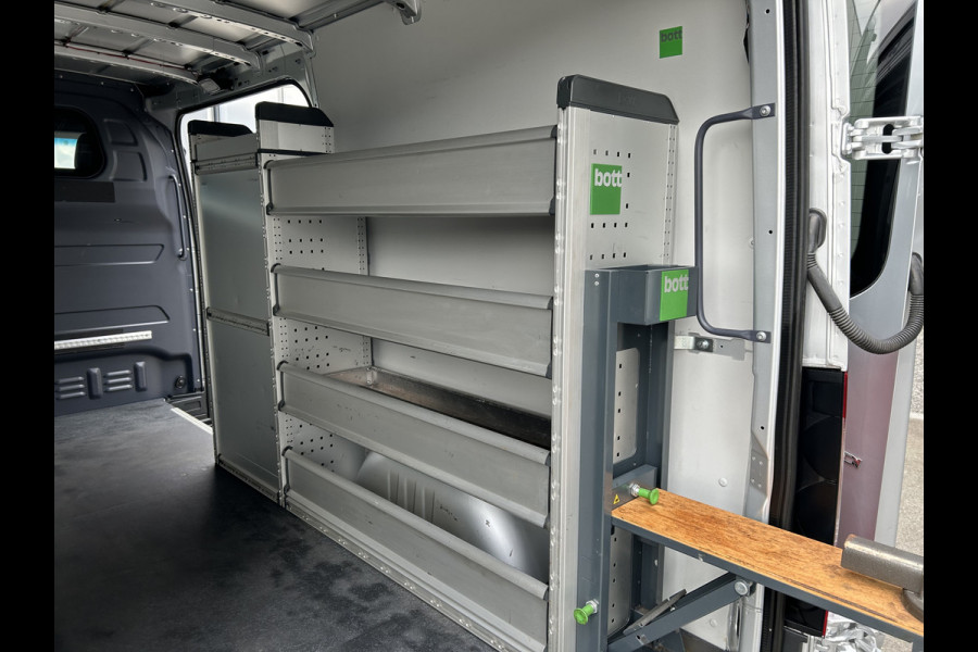 Mercedes-Benz Sprinter 315 CDI RWD L2 H1 BOTT Inrichting / 3500KG Trekhaak / MBUX 10.25 / Navigatie / Cruise control / Airco